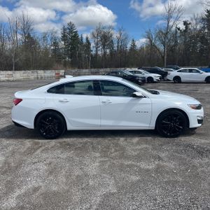 CHEVROLET MALIBU 1LT - 10