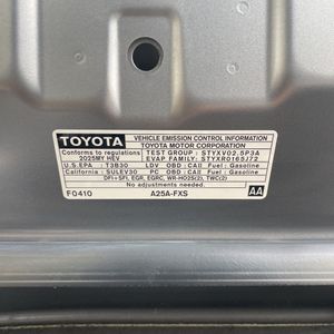 2025 Toyota CAMRY SE thumbnail 46
