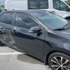 2017 Toyota COROLLA SE 照片 12