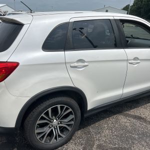 2016 Mitsubishi OUTLANDER SPORT ES — фото 9