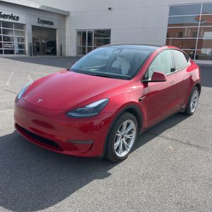TESLA MODEL Y LONG RANGE - 1