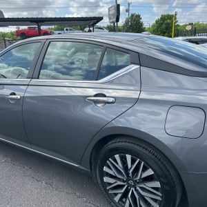 NISSAN ALTIMA SV FWD - 5