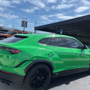 2024 Lamborghini URUS S — фото 9