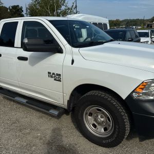 2023 RAM 1500 CLASSIC TRADESMAN — фото 13