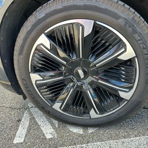 2026 Cadillac ESCALADE IQL PREMIUM SPORT — миниатюра 17