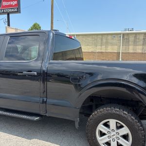 صورة 6 لـ 2023 FORD F-150 XLT
