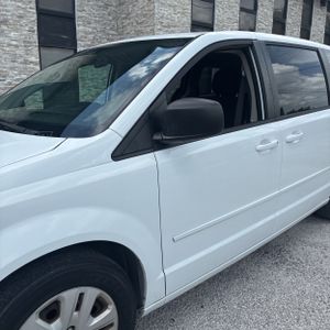 2017 Dodge GRAND CARAVAN SE 照片 2