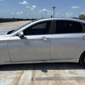 2015 Hyundai GENESIS 3.8L — фото 4
