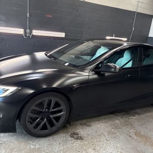 TESLA MODEL S PLAID - 2