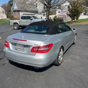 MERCEDES-BENZ E-CLASS - 8