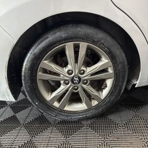 صورة مصغرة 19 لـ 2018 Hyundai ELANTRA SEL