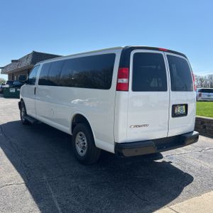 CHEVROLET EXPRESS LS 3500 - 5