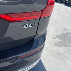 2022 Volvo XC60 B6 INSCRIPTION thumbnail 23