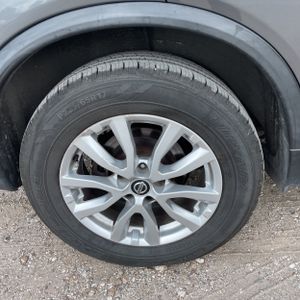 2019 Nissan ROGUE SV — миниатюра 17
