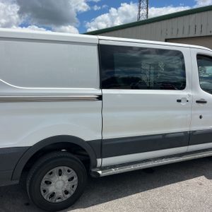 FORD TRANSIT 250 - 9