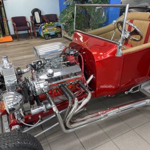 FORD MODEL T T-BUCKET - 2