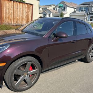 2025 Porsche MACAN S — фото 2