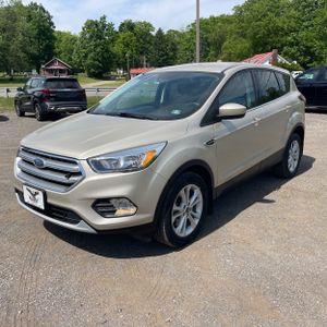 FORD ESCAPE SE - 1
