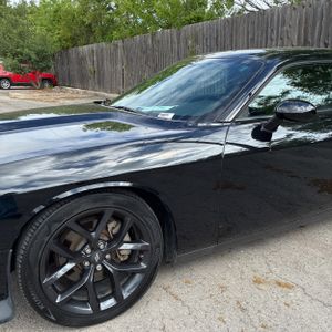 DODGE CHALLENGER GT - 2