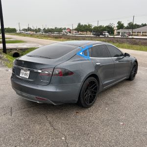 TESLA MODEL S BASE - 8