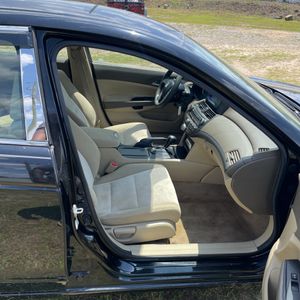 صورة مصغرة 33 لـ 2010 Honda ACCORD LX