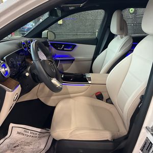 2025 Mercedes-BENZ GLC — миниатюра 30