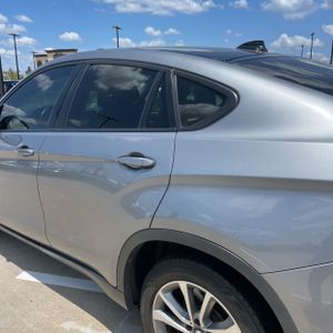 صورة 6 لـ 2015 BMW X6 XDRIVE50I