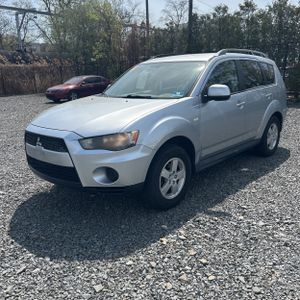 MITSUBISHI OUTLANDER ES - 1