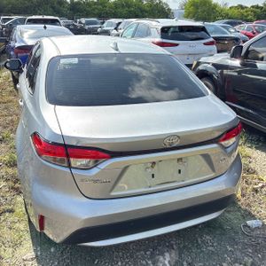 صورة 6 لـ 2021 Toyota COROLLA LE
