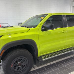 NISSAN FRONTIER CREW CAB PRO-4X 4X4 - 2