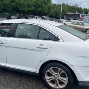 FORD TAURUS SEL - 6