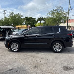 MITSUBISHI OUTLANDER ES 2.5 2WD - 3