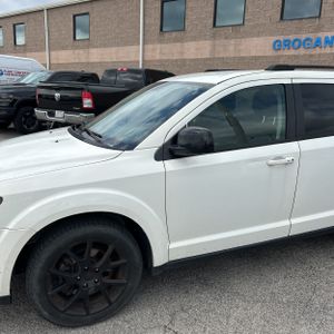DODGE JOURNEY SXT - 2