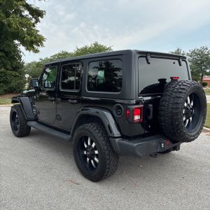 2018 JEEP WRANGLER UNLIMITED SAHARA — фото 5