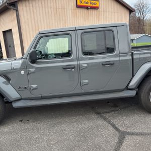 JEEP GLADIATOR OVERLAND - 4