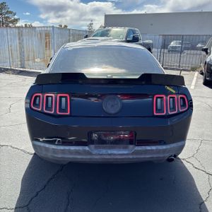 FORD MUSTANG BASE - 7