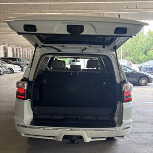 صورة مصغرة 46 لـ 2016 Toyota 4RUNNER LIMITED