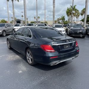 2017 Mercedes-BENZ E-CLASS 照片 5