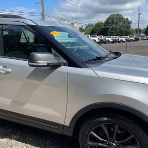 صورة مصغرة 13 لـ 2017 FORD EXPLORER XLT