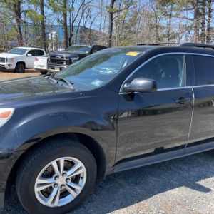 CHEVROLET EQUINOX LT - 2