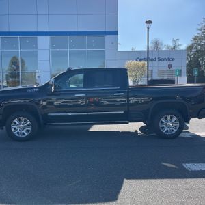 CHEVROLET SILVERADO 3500HD HIGH COUNTRY - 3