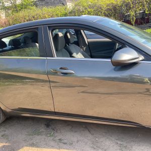 HYUNDAI ELANTRA - 10