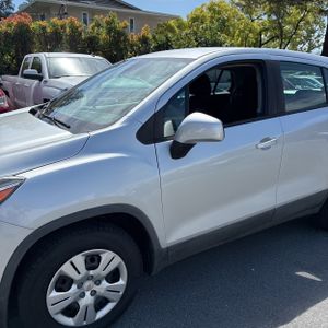 CHEVROLET TRAX LS - 2