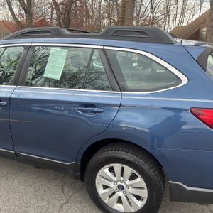 SUBARU OUTBACK 2.5I - 6