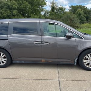 صورة 11 لـ 2015 Honda ODYSSEY EX