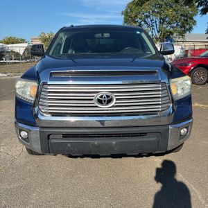 2014 Toyota TUNDRA LIMITED photo 14