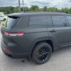 صورة 9 لـ 2021 JEEP GRAND CHEROKEE L SUMMIT