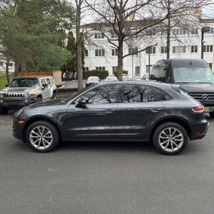 PORSCHE MACAN BASE - 3