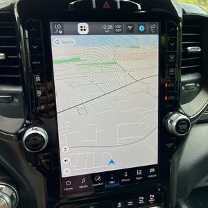 2022 RAM 1500 SPORT thumbnail 39
