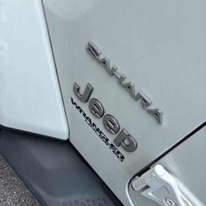 2019 JEEP WRANGLER UNLIMITED SAHARA — миниатюра 21